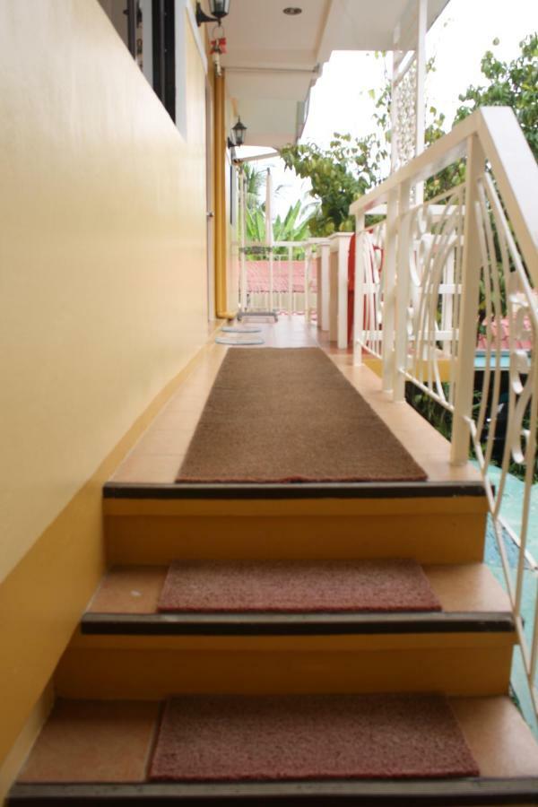 Oslob Malonzo Pension House Extérieur photo